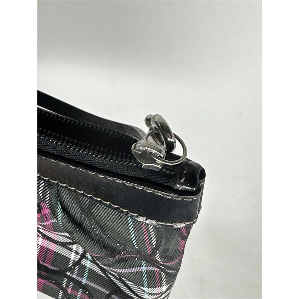 Coach Multi-Pocket Red/Black Signature Tartan Universal Pouch Wristlet A++ - Picture 6 of 8